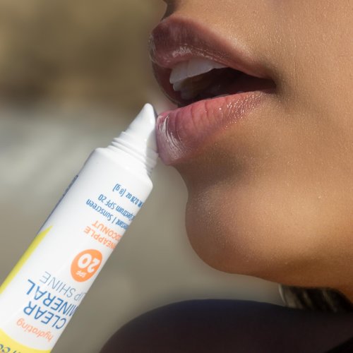 Seaweed Bath Co. Hydrating Clear Mineral Lip Shine SPF 20 Sunscreen Zinc Oxide Lip Balm, 0.28 Oz (6 Pack), Moisturizing Care for Dry, Chapped Lips