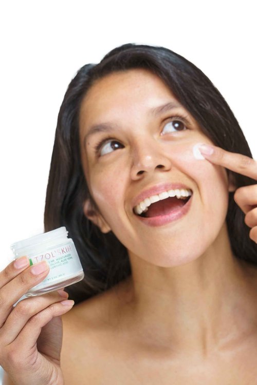 TZOL’SKIN - Lluvia 72 Hour Moisturizer - Intense Hydration - With Aloe Vera & Hyaluronic Acid - Lightweight & Non-greasy - Smooth Dull Skin - No Paraben, Silicones & Sulfates - Vegan - Cruelty Free