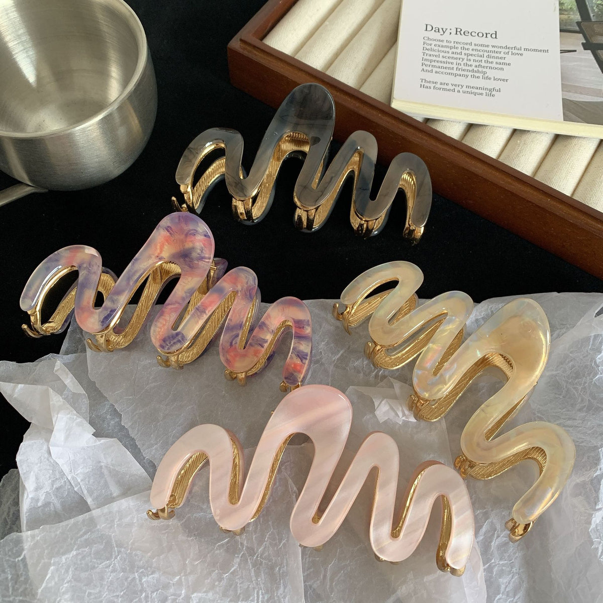 Acetate Wavy Hair Clip for Women