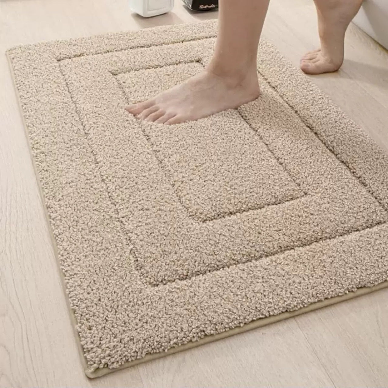 Cashmere-Like Bathroom Absorbent Floor Mat - Soft, Machine Washable, Multiple Sizes