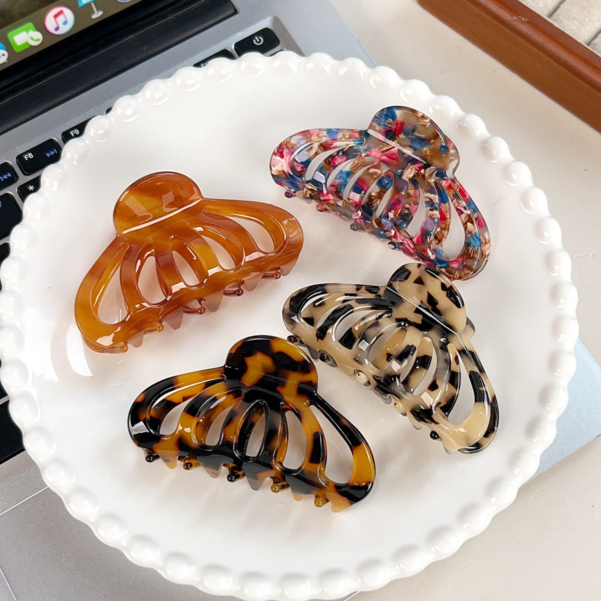 Korean-Style Acetate Lantern Hair Clip Claw Hairpin for Women