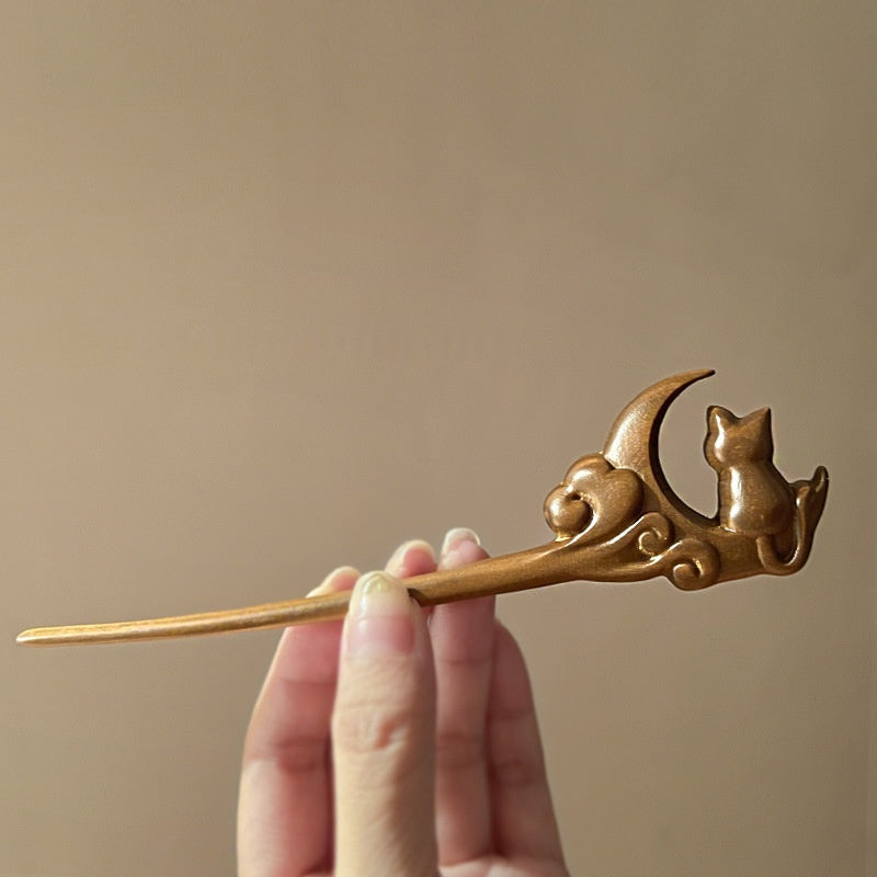 Cute Moon-Gazing Cat Hairpin - Red Sandalwood Wood