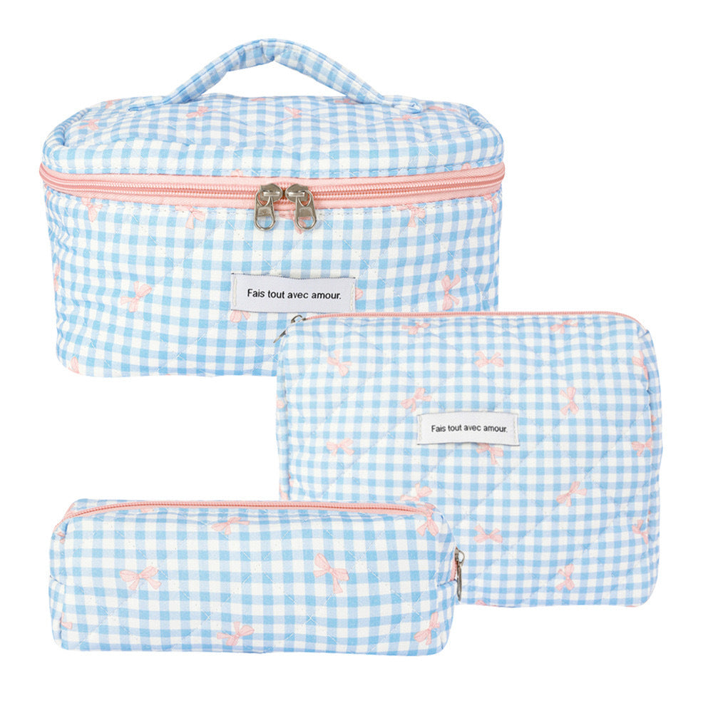 Large Capacity Portable Cosmetic Bag with Floral Design - Travel Makeup Organizer
