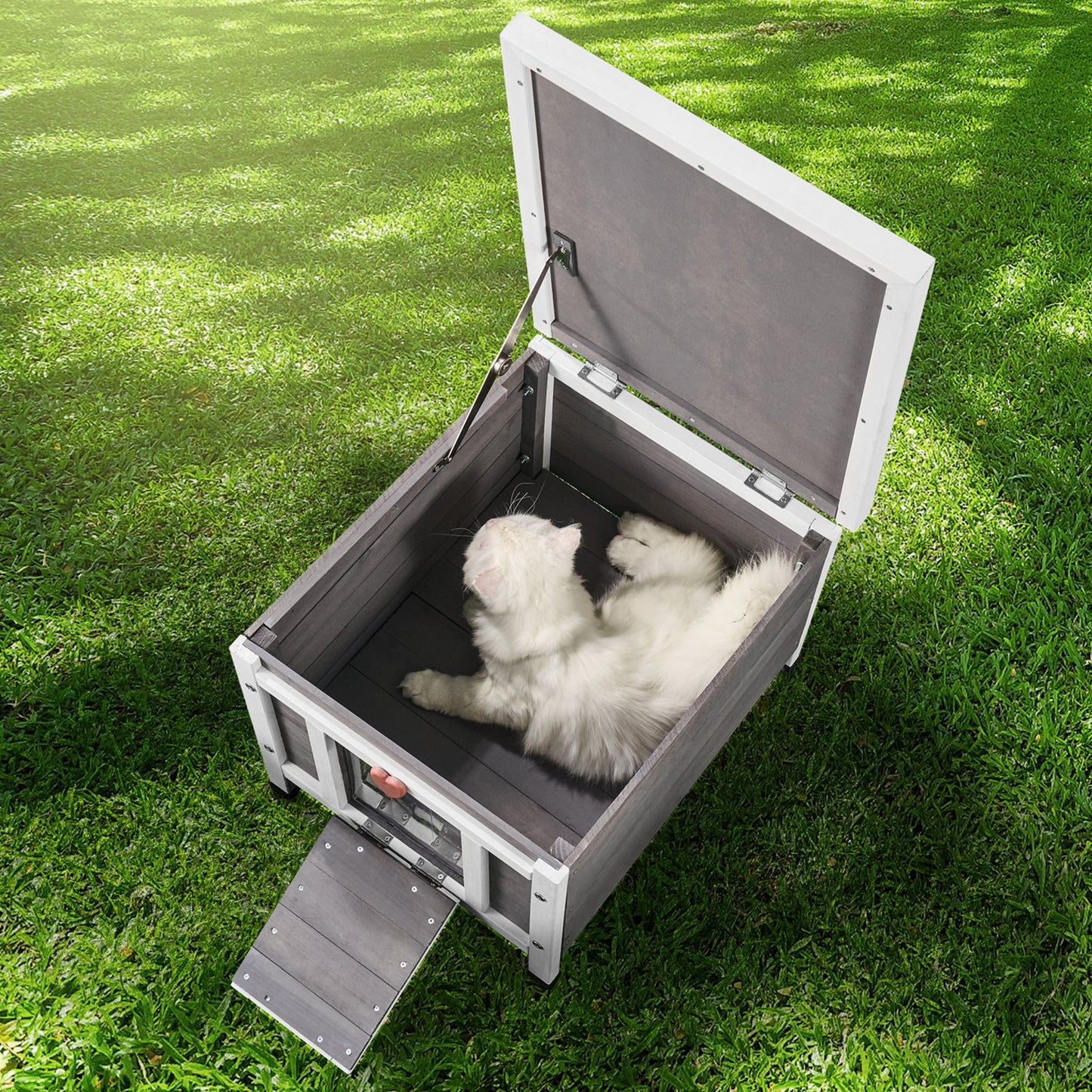 Outdoor Wooden Cat House Shelter with Roof and PVC Door Flaps - Feral Cat Enclosure