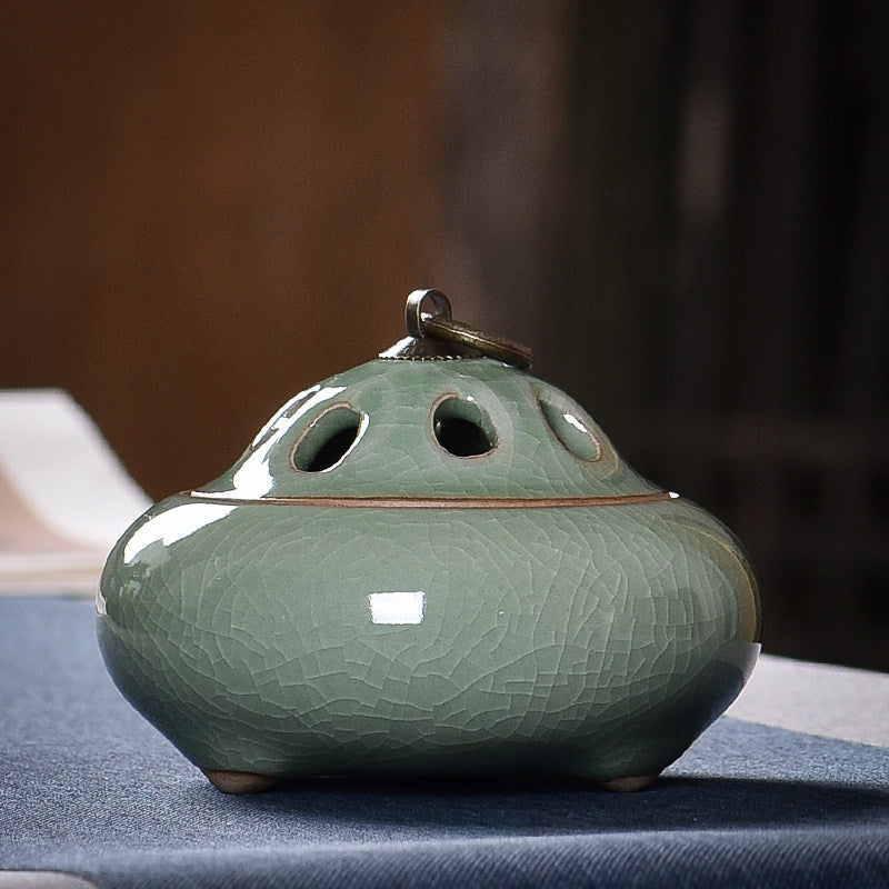 Antique-Style Ceramic Incense Burner for Home Use - Multiple Colors