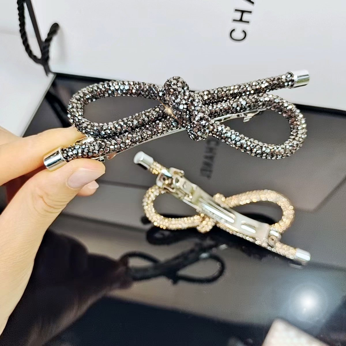 Elegant Rhinestone Bow Hair Clip - Luxury Hair Accessory for Women
