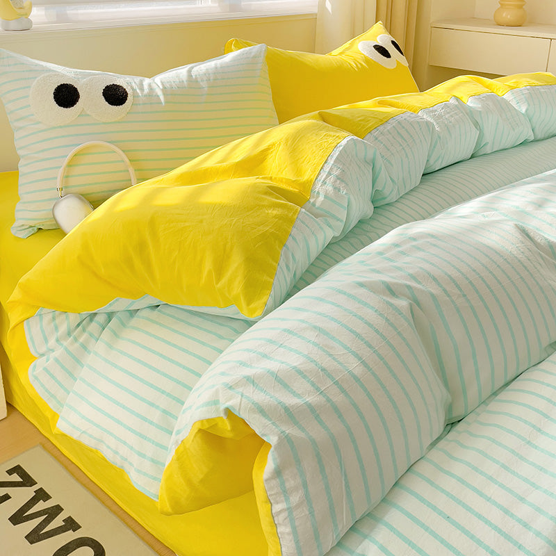 Four-Piece Bedding Set with Duvet Cover and Pillowcases – Multiple Sizes & Patterns
