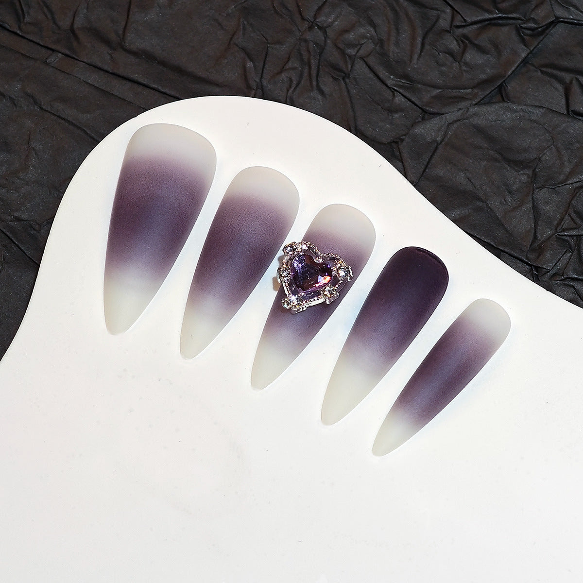 Gothic Nail Art Kit - Dark Love Sweet Wearable Nails for Creative Nail Designs