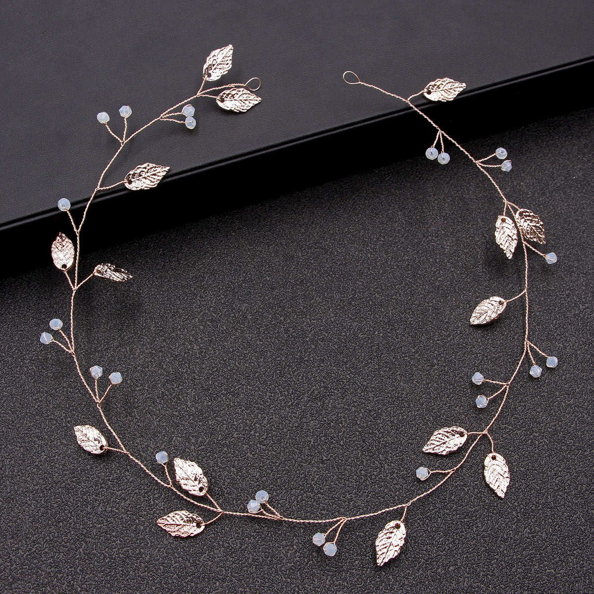 Handmade Alloy Leaf Hair Comb - Elegant Hair Accessory for Women