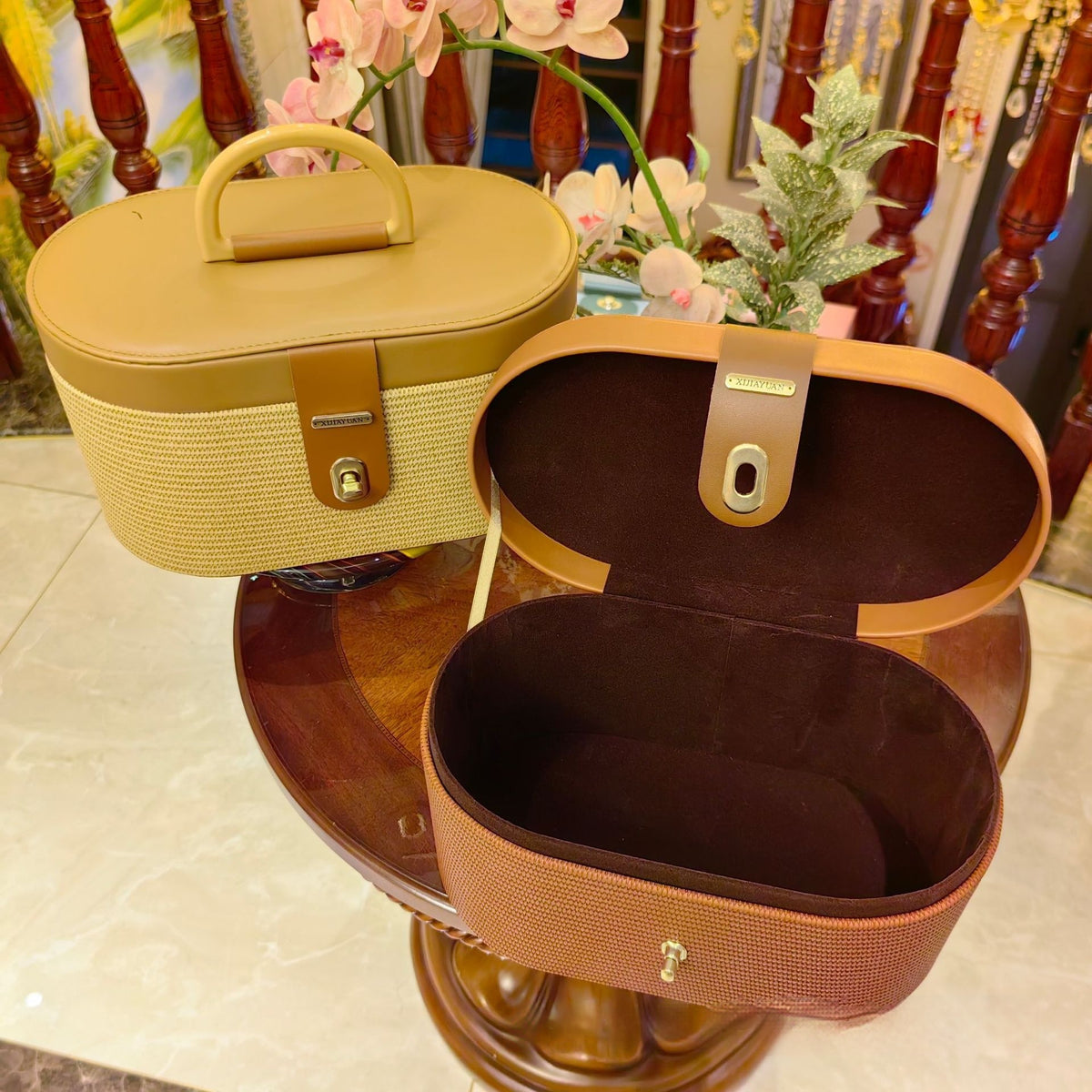 Oval Wheat-Ear Pattern Suitcase Candy Box Leather Gift Storage Container