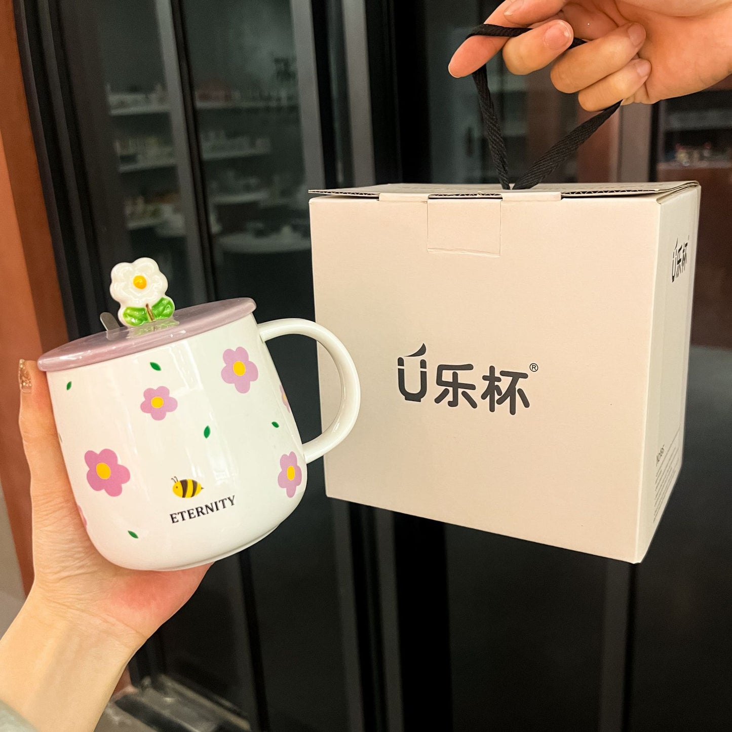 Cute Girl Heart Ceramic Coffee Cup with Lid & Spoon - Blue, 301-400ml