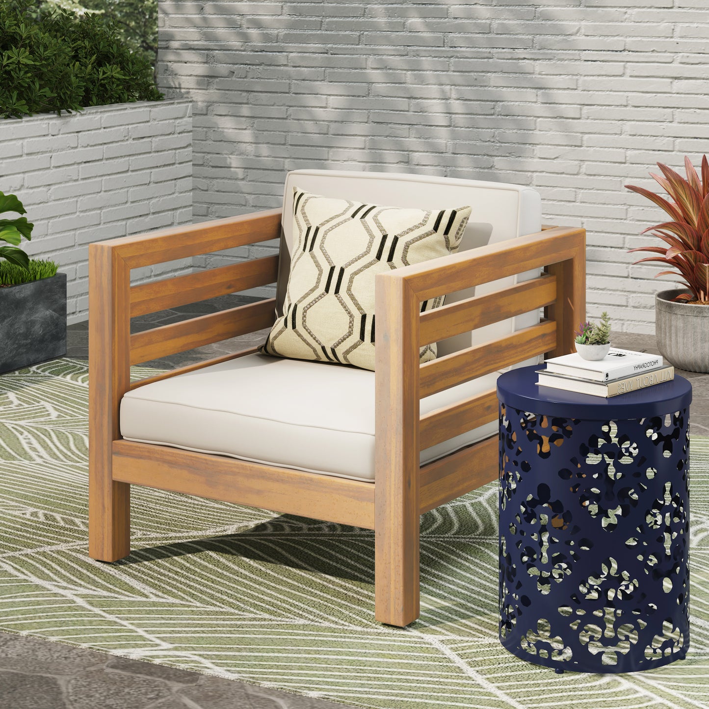 Oana Club Chair - Beige Acacia Wood for Outdoor Comfort