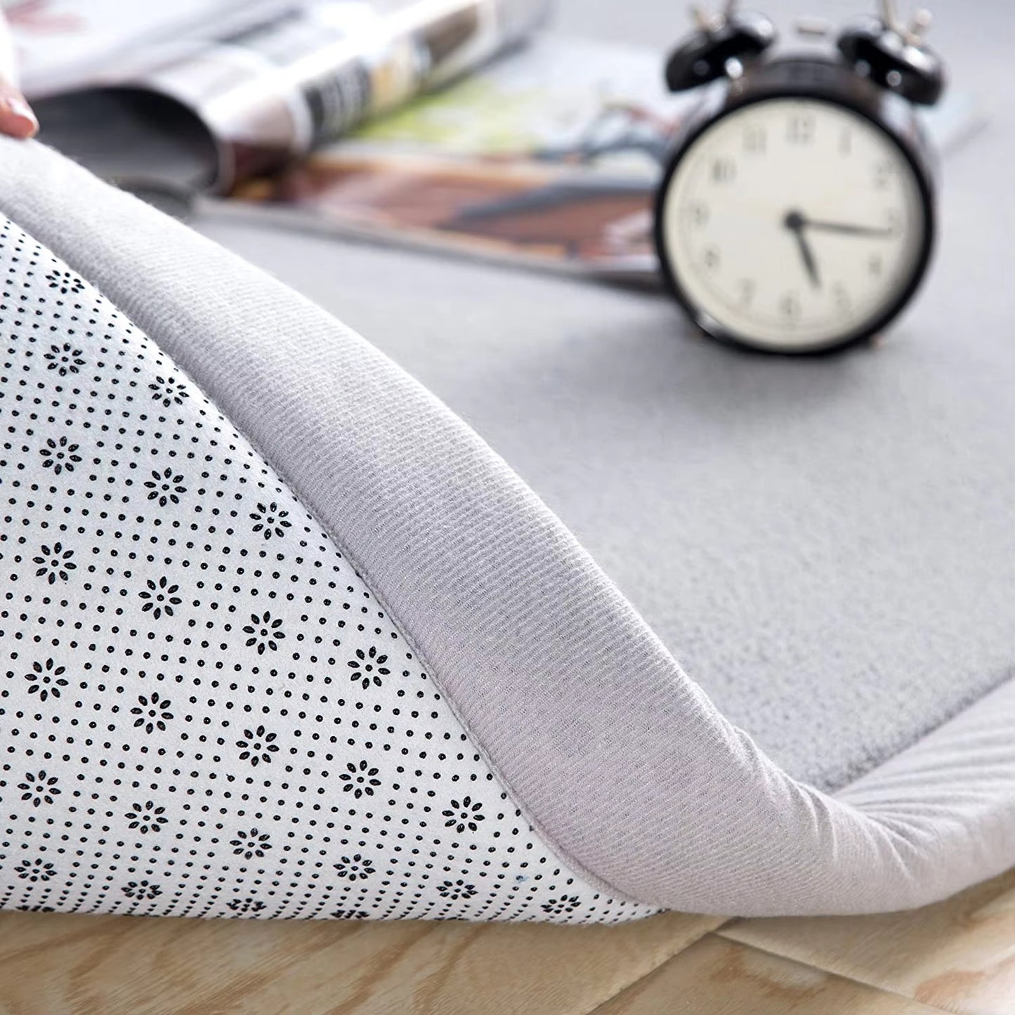 Round Thickened Polyester Floor Mat - Modern Minimalist Home Decor