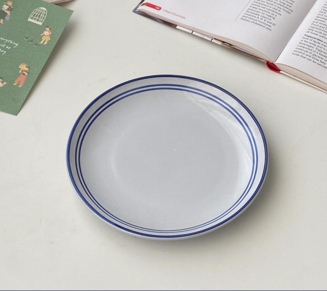 Ceramic Dinner Plate - Round Porcelain Tableware for Kitchen & Dining - Multiple Styles