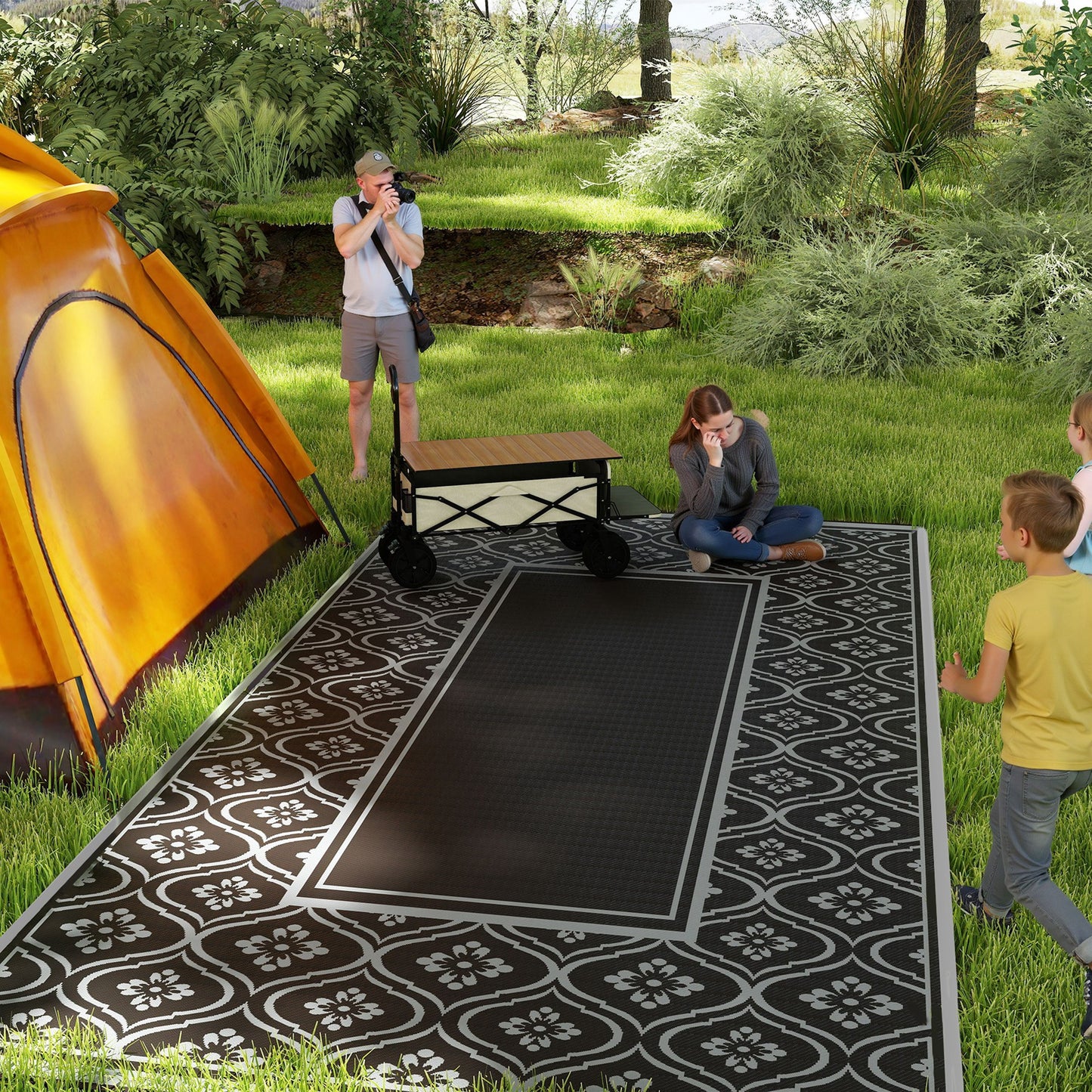 Reversible Waterproof Outdoor Rug with Carry Bag - Black & Gray Gourd Border