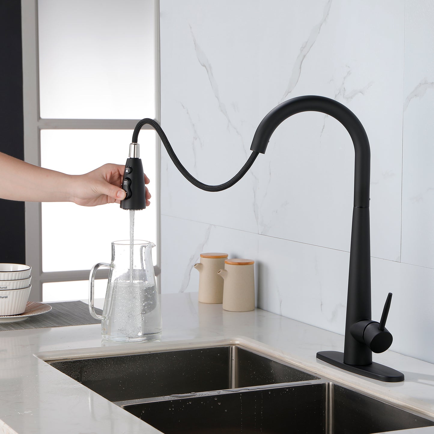 Pull-Down Kitchen Faucet with Eco-Friendly Design - Black