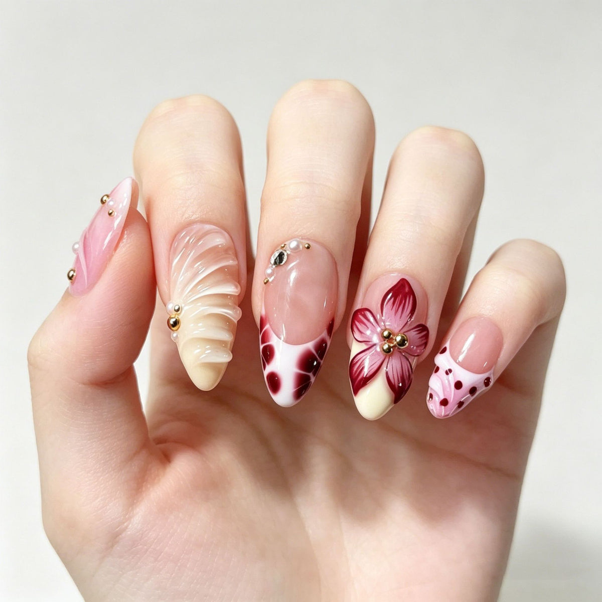 Press-On Nails Medium Length Floral Gradient Design Set