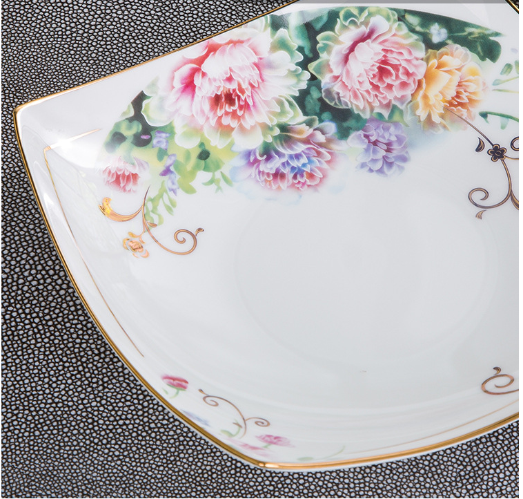Nordic Style Bone China Dinner Plate Set with Gold Trim - 8 Inch Home Tableware