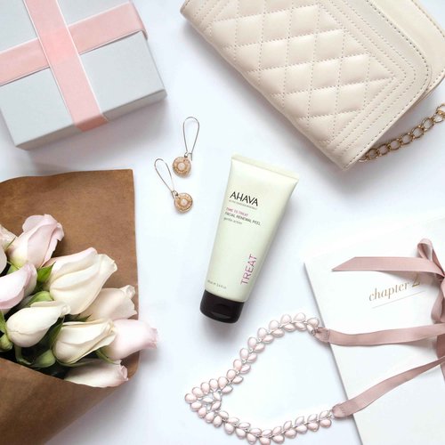 AHAVA Time to Treat Facial Renewal Peel - Gel peel for immediate radiance & even tone, enhances renewal, smoothes skin surface, with Osmoter, Biasbolol, Calendula & Vitamin C & Aloe Vera, 3.4 Fl.Oz