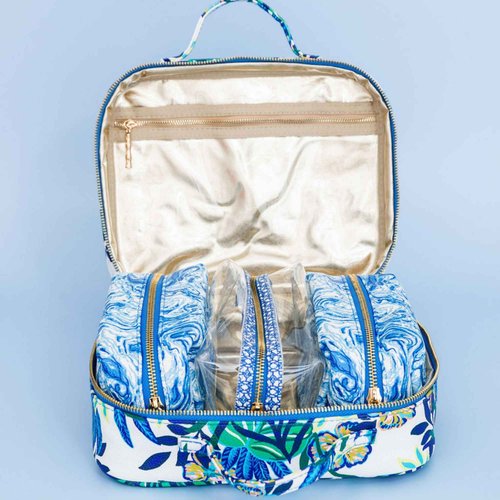 Lilly Pulitzer 4 Piece Travel Toiletry Bag, Cute Luggage Case for Adults, Zipper Pouch Set for Cosmetics, Small Pouch Bag for Supplies, Makeup or Toiletries (The Hottest Spot)