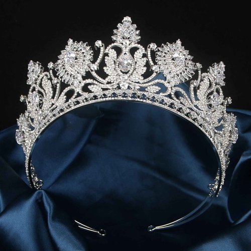 QXMYOO Luxury Large Tiaras and Crowns for Wedding Cubic Zirconia Pageant Crown Tall Bride Tiara Silver Gold Sun Flower CZ Birthday Prom Party Headpiece Bridal Hair Accessories (Silver)