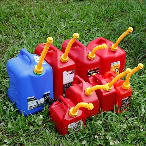 Gas Can Spout Replacement, Replacement Gas Can Spout. Gas Can Nozzle (6 Kit-Yellow) All gaskets are installed and ready to use upon receipt. For 1/2/5/10 gallon gas can. Easy and convenient to use