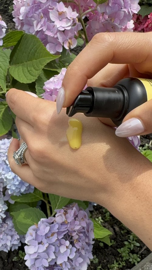 Love Saranghae Advanced Renewal Retinal Serum – Lightweight Face Serum with Encapsulated Retinal, Niacinamide & Squalane – Smooth, Brighten & Hydrate Skin – 30ml