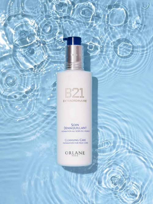 Orlane Vivifying Cleansing Care, Make-Up remover that prepares the skin for treatment products, Safflower & Sesame Oil, Allantoin 250ml, 8.4 oz