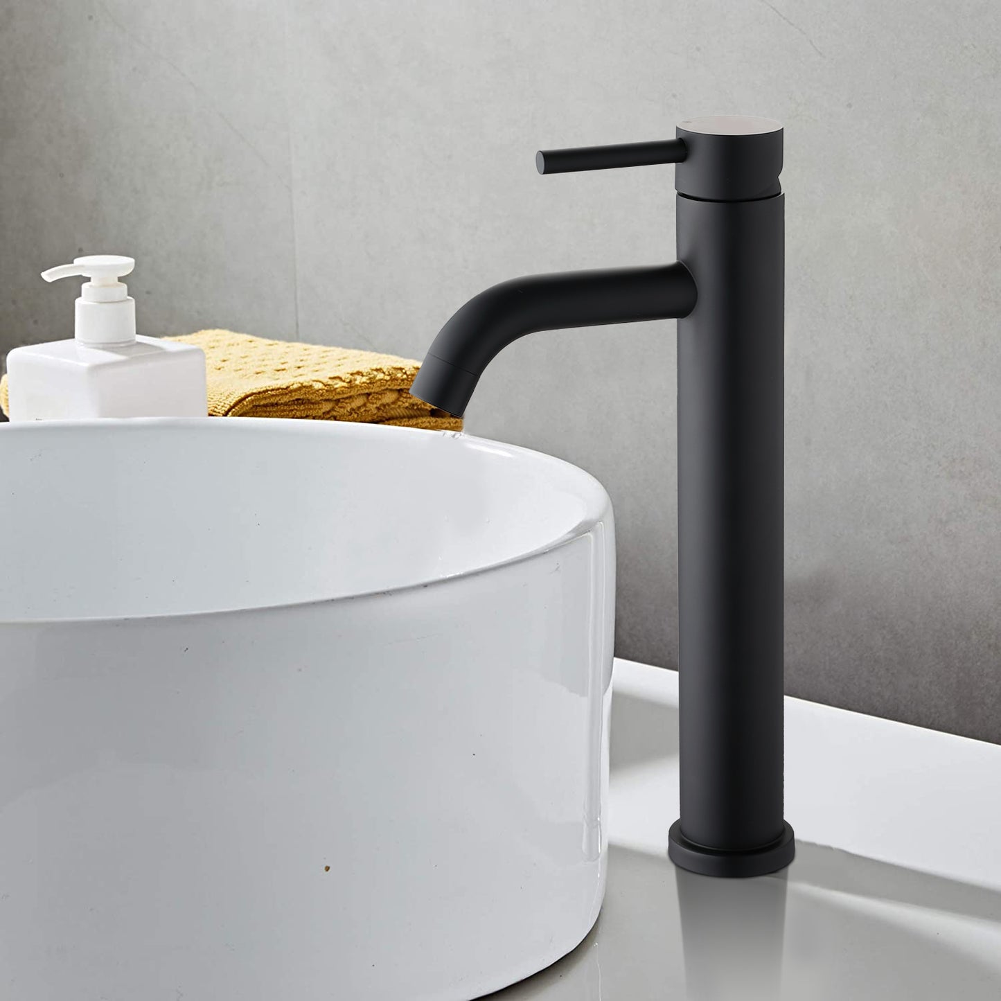 Modern Single Hole Bathroom Sink Faucet - Matte Black