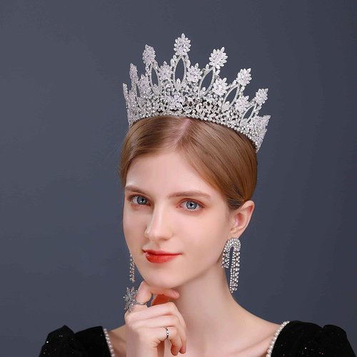 Aoligrace Silver Tall Wedding Tiaras for Women Luxury Cubic Zirconia Quinceanera Crowns for Women CZ Pageant Birthday Bridal Hair Accessories