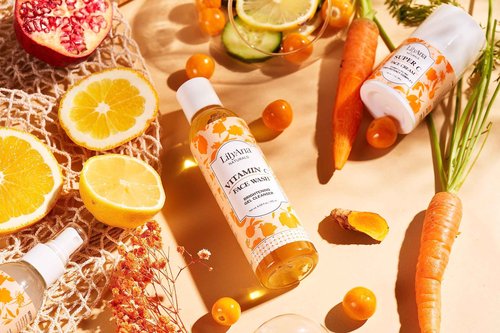 LilyAna Naturals Vitamin C Skincare Gift Set - Brightening and Anti-Aging Skin Care Products - Vitamin C Serum and Hyaluronic Acid - 4 Piece Set