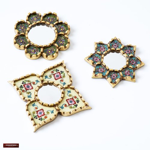 DECORCONTRERAS Handmade Peruvian Mirror Set – Reverse Painted Glass – Small Decorative Mirrors for Wall – Artisan Star & Diamond Designs – Unique Wall Decor Gift