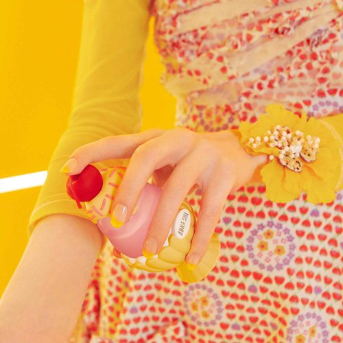 Anna Sui Sundae Mellow Yellow Eau de Toilette Perfume Spray For Women, 1.7 Fl. Oz.