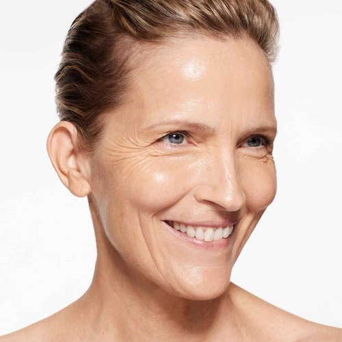 Shiseido RevitalEssence Skin Glow Foundation SPF 30, 320 Pine - Buildable, Medium Coverage - 24-HR Hydration & 12-HR Wear - Transfer, Crease & Fade Resistant - Non-Comedogenic - All Skin Types