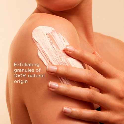 Clarins Moisture-Rich Body Lotion | Intensely Hydrates | Nourishes, Softens and Smoothes | Non-Greasy and Fast Absorbing | 88% Natural Ingredients | Body Cream With Shea Butter | For Dry Skin Types