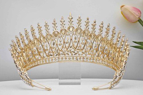 Tall Wedding Tiaras for Bride Large Queen Crowns 5A Cubic Zirconia Princess CZ Bridal Headband for Bride Party Big Pageant Crown for Women Huge Crystal Headpiece Bridal Hair Accessories (Gold)