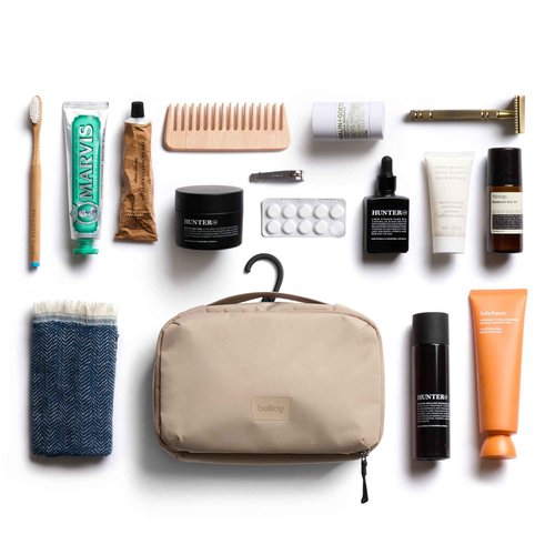 Bellroy Hanging Toiletry Kit (hanging 3 liter toiletry bag for men and women, and designed for travel) - Stone