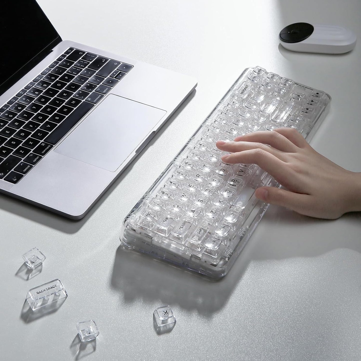 YUNZII X71 Wireless Hot Swappable Transparent Mechanical Keyboard with Clear Keycaps, 68% Layout, BT5.0/2.4G/USB-C Gasket Mount Wireless RGB Backlit for Windows/Mac(Crystal Ice Switch,White)