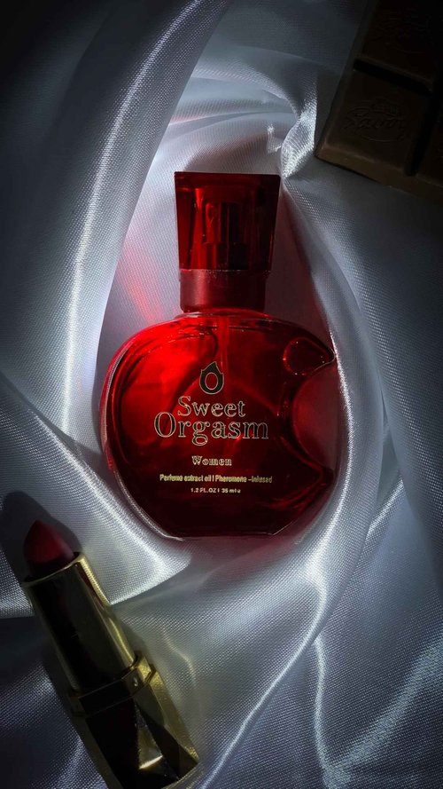 THE SWEET ZONE Sweet Orgasm for Women Pheromone Perfume Spray – Long Lasting Floral Fruity Scent – 1.2 fl oz