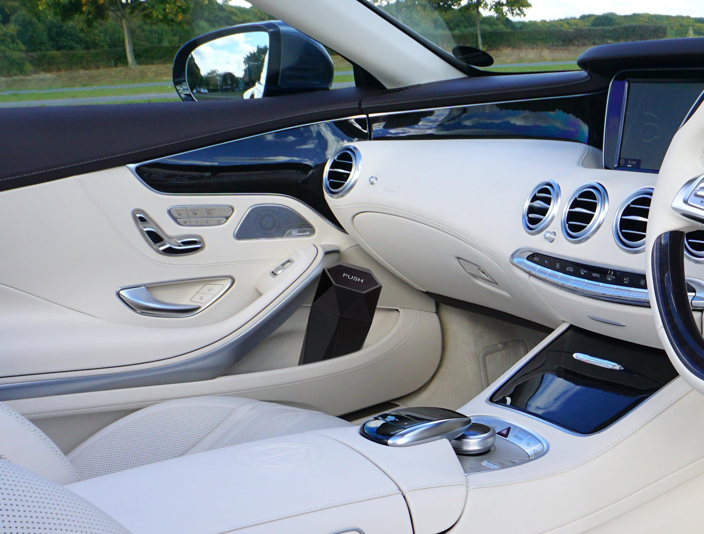 Ginsco Car Trash Can Cup Holder, 2 Pack Mini Car Trash Can with Lid, Car Accessories for Interior, Leakproof Small Trash Cup for Car, Home with Additional 2 ABS Hooks and 90pcs Trash Bags Black Silver