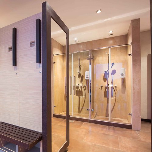 Scott Professional Foam Hair and Body Wash (91553), 1.0 L, Foaming, Light Blue, Fresh Scent, Manual Refills, (6 Bottles)