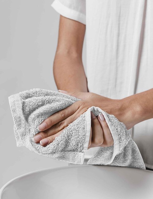 Delara Towels Cotton Washcloths Set 100% Organic Cotton, GOTS Certified Premium Quality Face Cloths, Feather Touch Technology Highly Absorbent and Soft Feel Fingertip Towels, Pack of 24