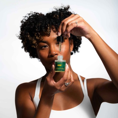 ASTE Ayurvedic Navel Oil for Belly Button, Navel Oiling with Castor, Ginger, Shatavari & Neem | Vegan Belly Button Oil for Skin Nourishment, Sleep & Wellness Ritual | (0.68 oz)