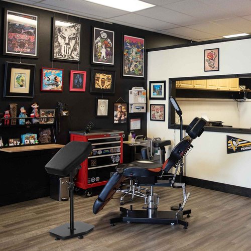 POARMEEY Tattoo Arm Rest Stand Adjustable Height and Tilt Black Leather Pad Professional Heavy Equipment for Tattoo Studio