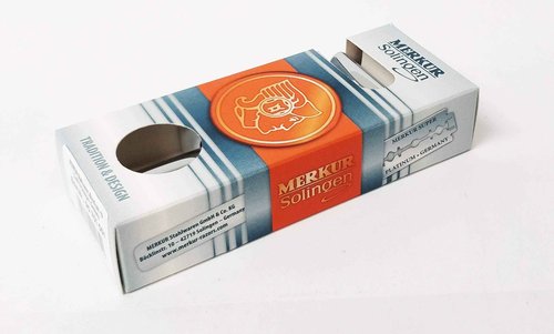 MERKUR FUTUR 701 Adjustable Double Edge Safety Razor - Bright Chrome | Adjustable Razor With Dial | Made in Germany | Plastic-Free | Snap-On Cap Design | Straight Bar