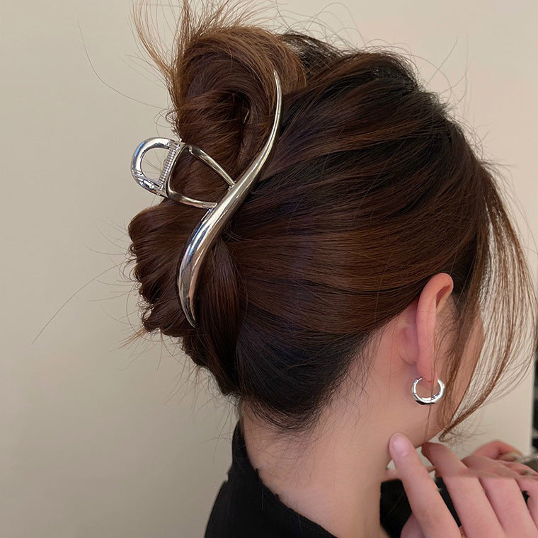 Oversized Pearl Wave Hair Accessory Headband for Women
