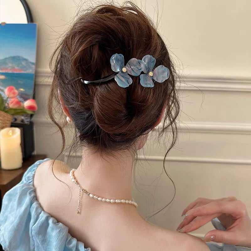 Elegant Flower Petal Hairpin - Retro Head Updo Accessory in Multiple Colors