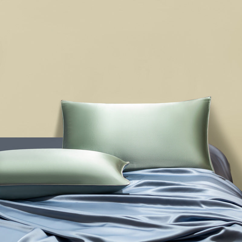 Mulberry Silk Pillowcase - Smooth, Luxurious Bedding for Sleep