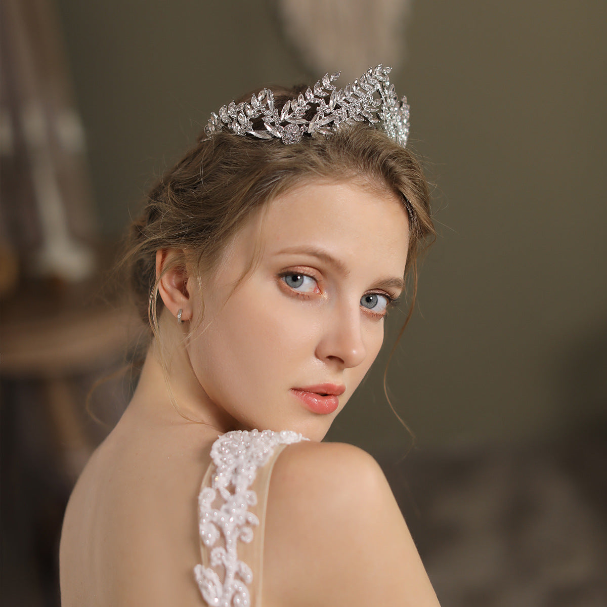 Silver Alloy Rhinestone Bridal Crown