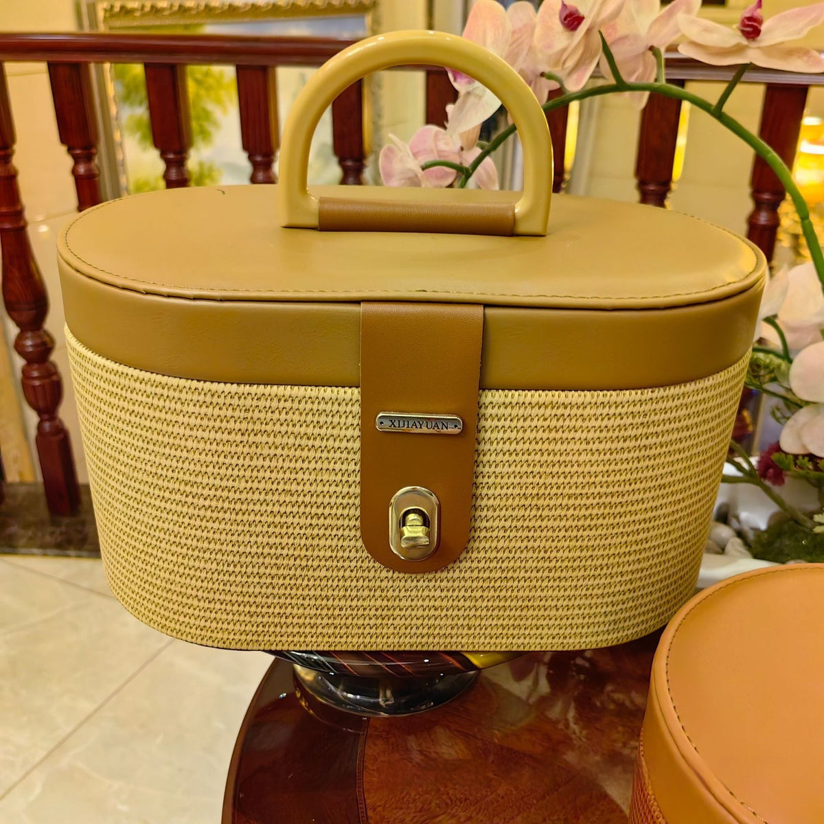 Oval Wheat-Ear Pattern Suitcase Candy Box Leather Gift Storage Container